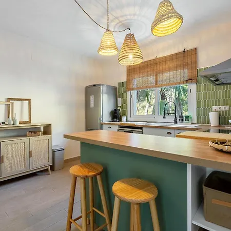 Hauzify I Cases Holiday home